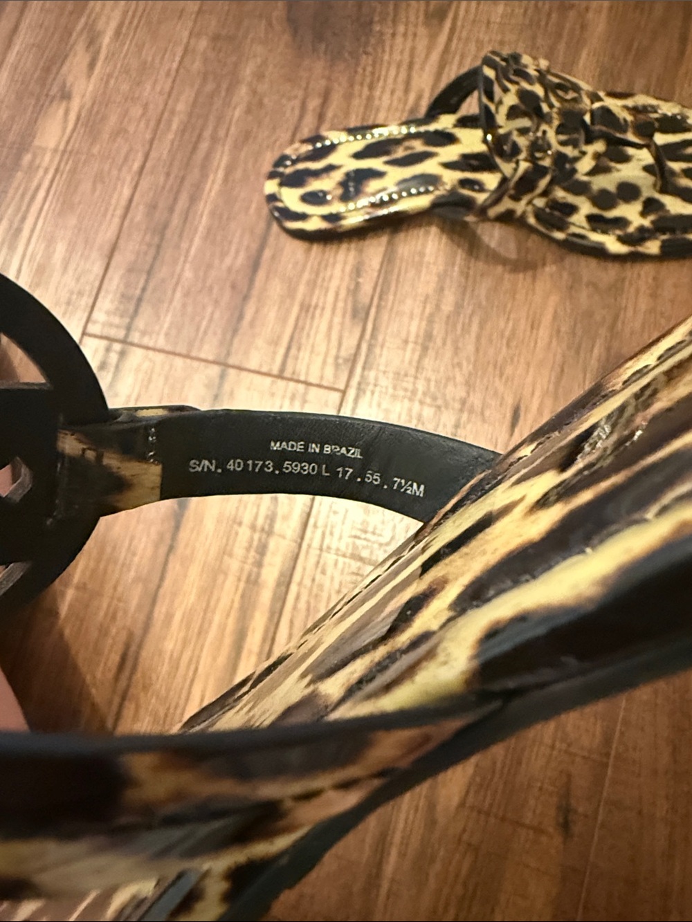 Tory Burch Leopard Print Logo Jelly Thong Sandals - Yellow, Black, Brown - Picture 4 of 5